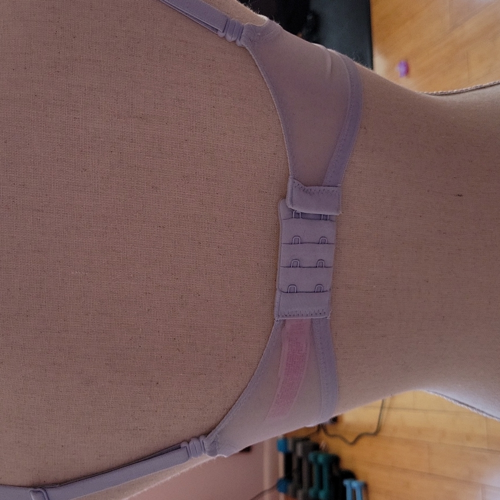 Body by Victoria push up bra - Picture 3 of 4